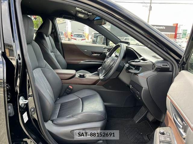Toyota HARRIER 2023-08 8099363-15