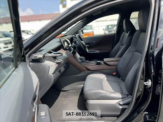 Toyota HARRIER 2023-08 8099363-16
