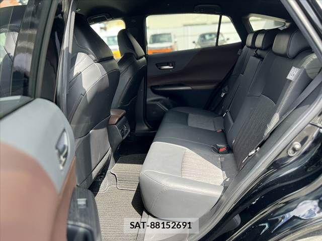 Toyota HARRIER 2023-08 8099363-18