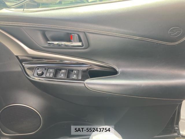 Toyota HARRIER 2018-04 8099382-12
