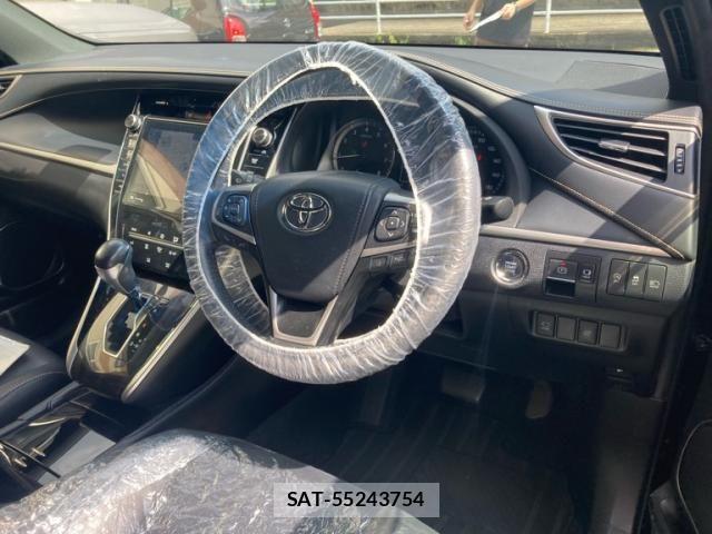 Toyota HARRIER 2018-04 8099382-13