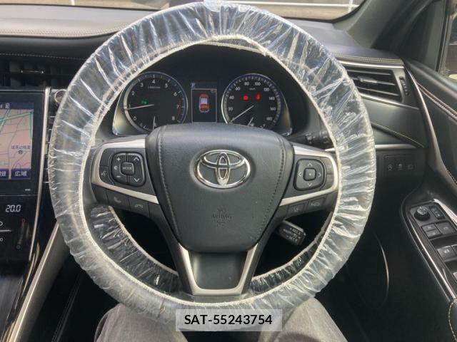 Toyota HARRIER 2018-04 8099382-14