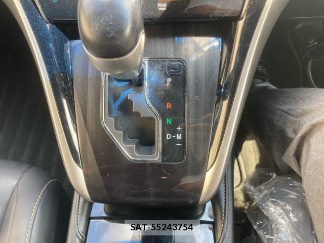 Toyota HARRIER 2018-04 8099382-23