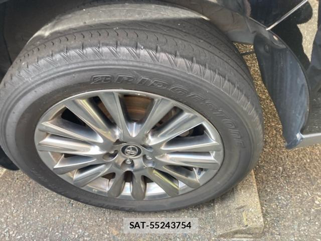 Toyota HARRIER 2018-04 8099382-8