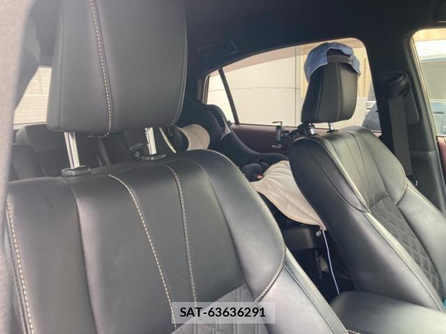 Toyota HARRIER 2017-06 8099398-23