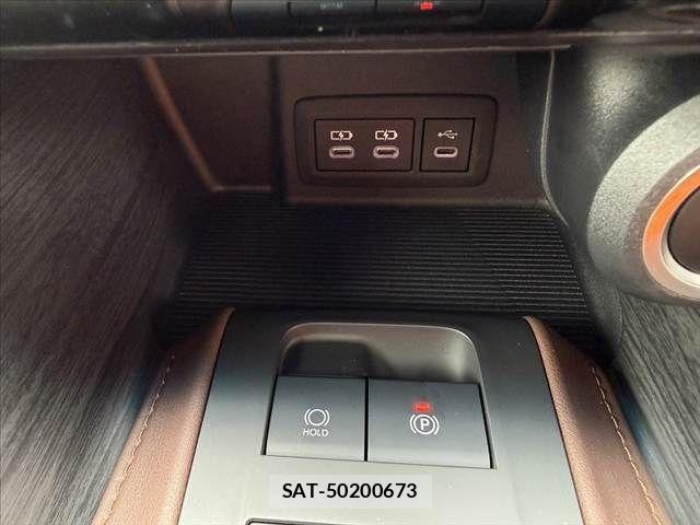 Toyota HARRIER 2024-12 8099356-27