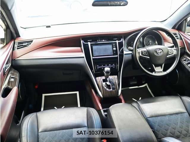 Toyota HARRIER 2017-04 8099376-19