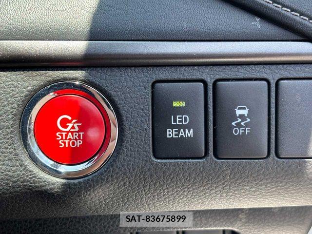 Toyota HARRIER 2017-03 8099384-18