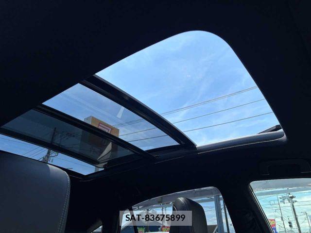 Toyota HARRIER 2017-03 8099384-22