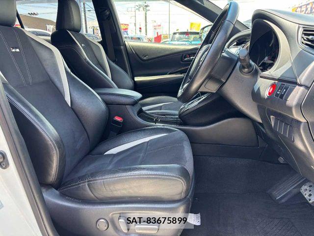 Toyota HARRIER 2017-03 8099384-25