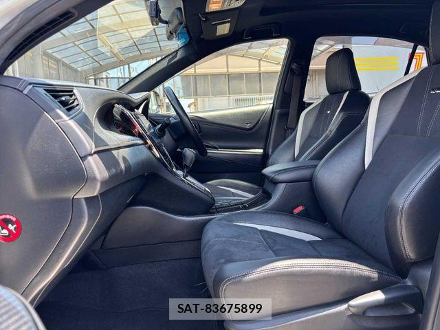 Toyota HARRIER 2017-03 8099384-28