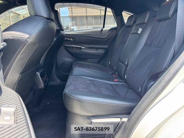 Toyota HARRIER 2017-03 8099384-29