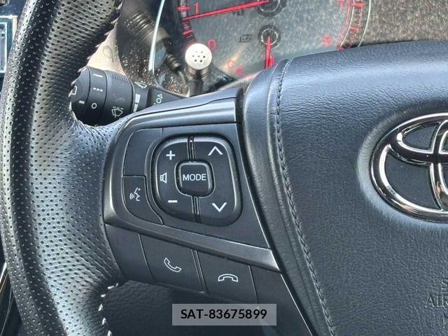Toyota HARRIER 2017-03 8099384-4
