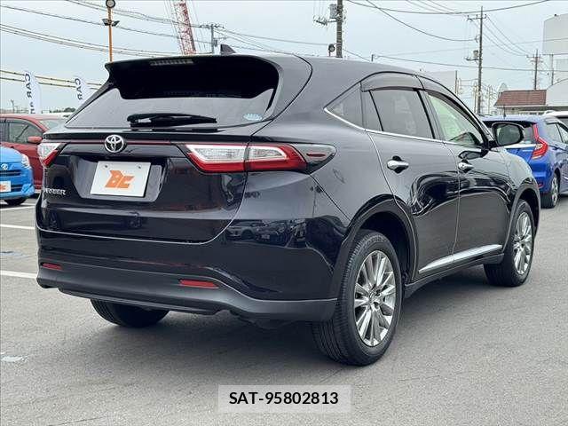 Toyota HARRIER 2017-10 8099383-14