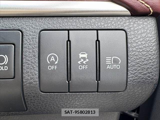 Toyota HARRIER 2017-10 8099383-25