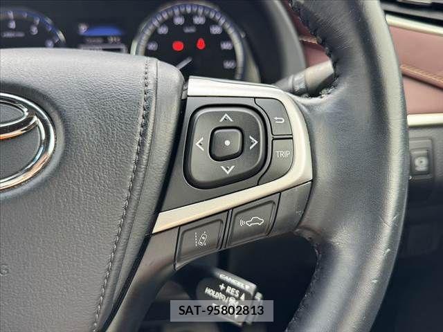 Toyota HARRIER 2017-10 8099383-28