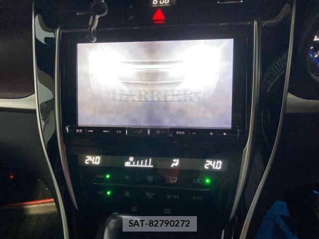 Toyota HARRIER 2018-04 8099385-13