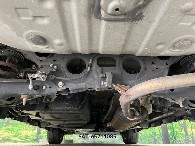 Toyota HARRIER 2014-08 8099403-19