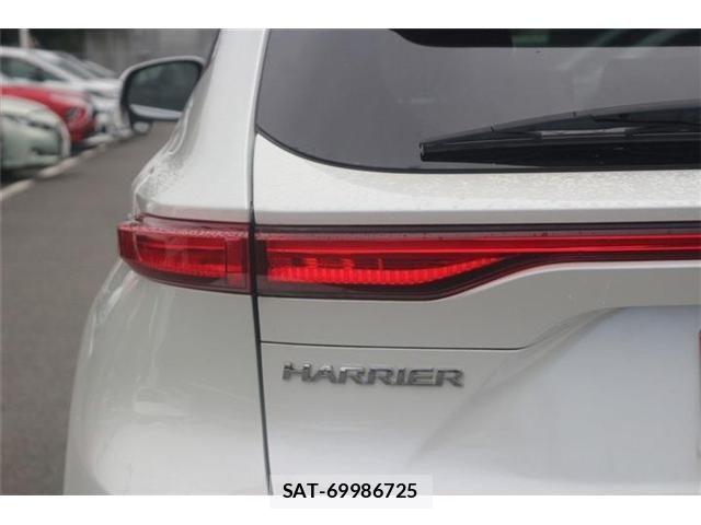 Toyota HARRIER 2021-05 8099372-15