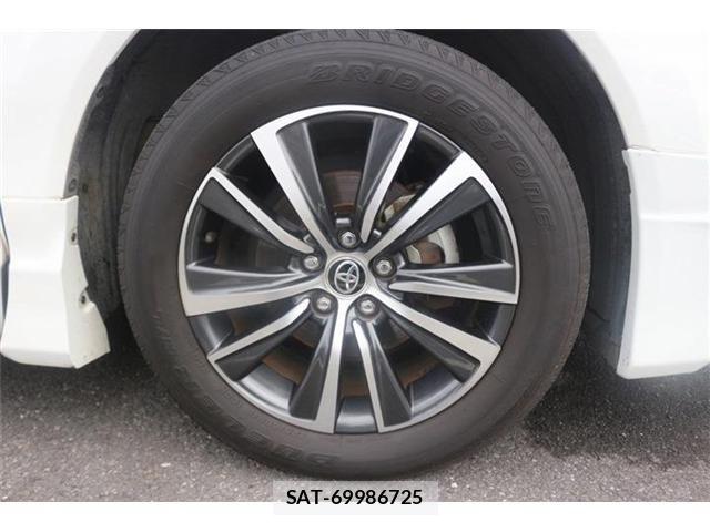 Toyota HARRIER 2021-05 8099372-19
