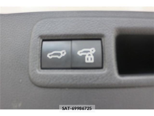Toyota HARRIER 2021-05 8099372-21