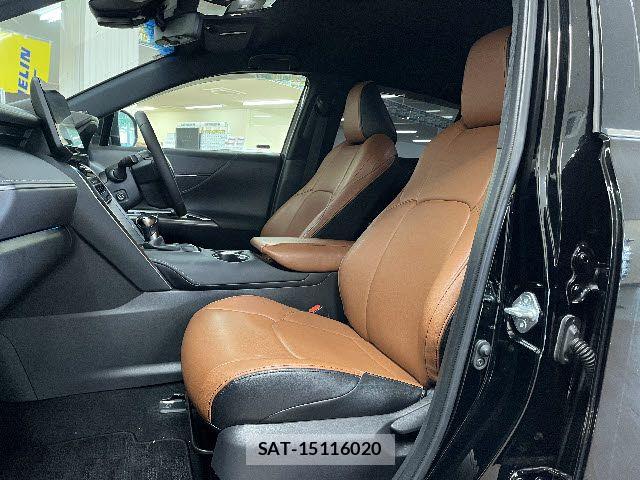 Toyota HARRIER 2021-03 8099360-18