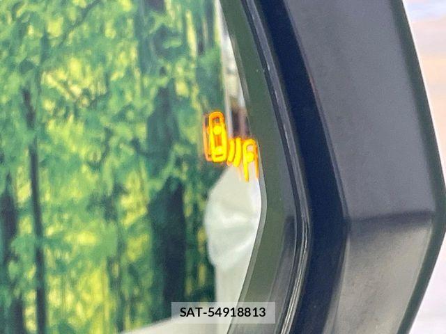 Toyota HARRIER 2023-07 8099353-4