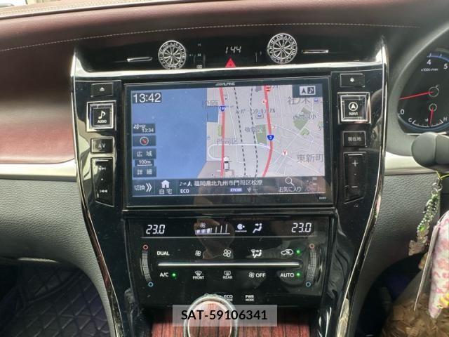 Toyota HARRIER 2016-11 8130358-14