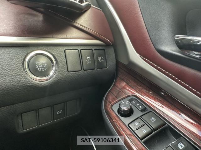 Toyota HARRIER 2016-11 8130358-20