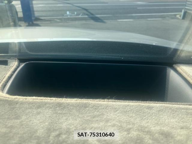 Toyota HARRIER 2023-09 8130324-24