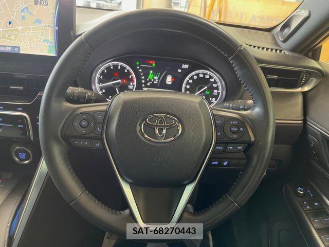 Toyota HARRIER 2021-01 8130330-11
