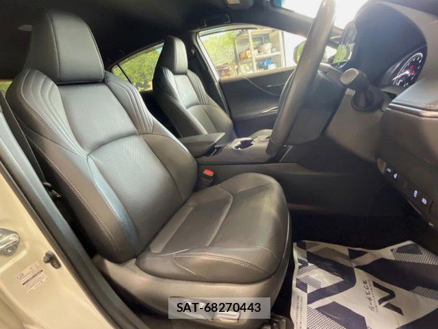 Toyota HARRIER 2021-01 8130330-8