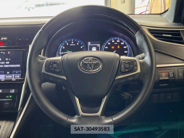 Toyota HARRIER 2017-10 8130349-11