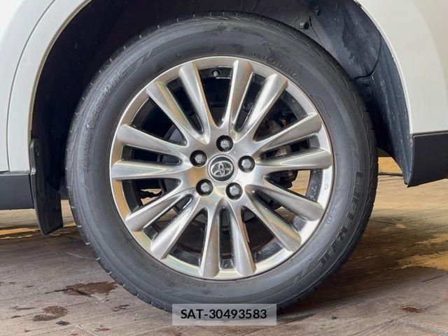 Toyota HARRIER 2017-10 8130349-13
