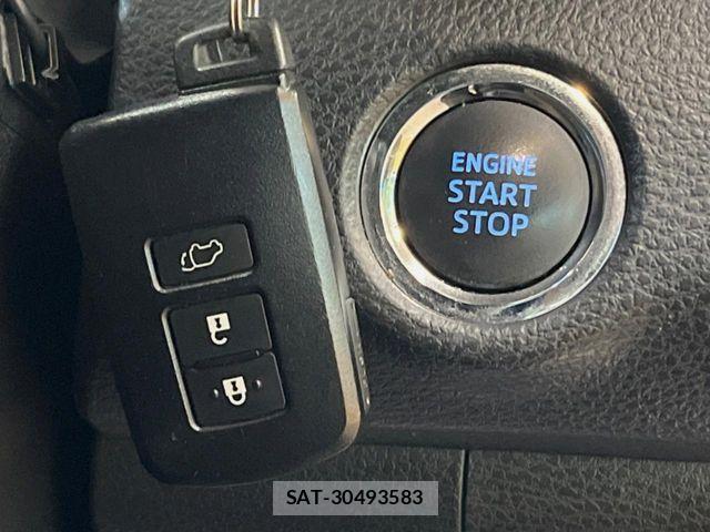 Toyota HARRIER 2017-10 8130349-7