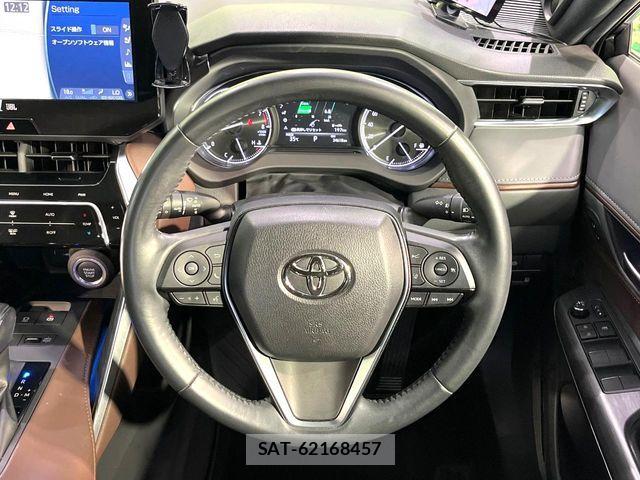 Toyota HARRIER 2020-07 8130328-11