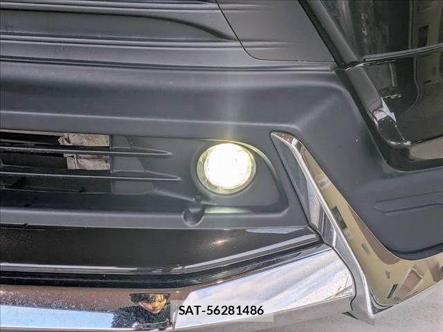 Toyota HARRIER 2021-02 8130346-12