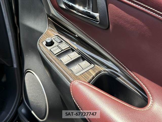 Toyota HARRIER 2015-08 8130359-21