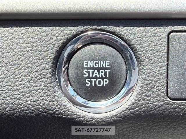 Toyota HARRIER 2015-08 8130359-23