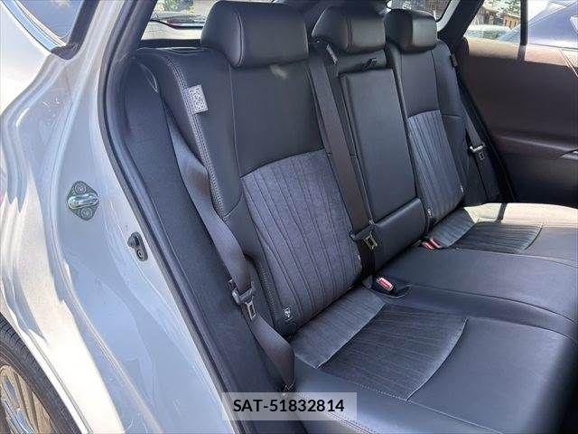 Toyota HARRIER 2023-08 8130337-11