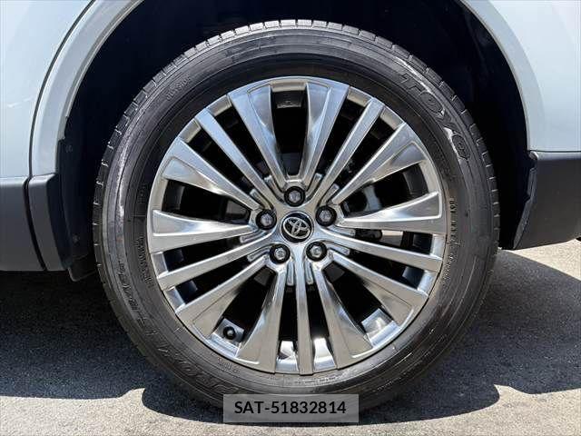 Toyota HARRIER 2023-08 8130337-16