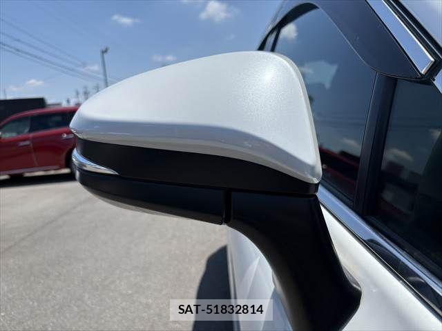 Toyota HARRIER 2023-08 8130337-28