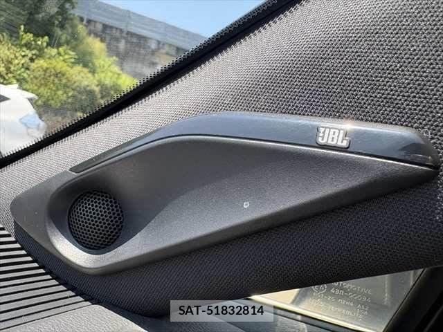 Toyota HARRIER 2023-08 8130337-7