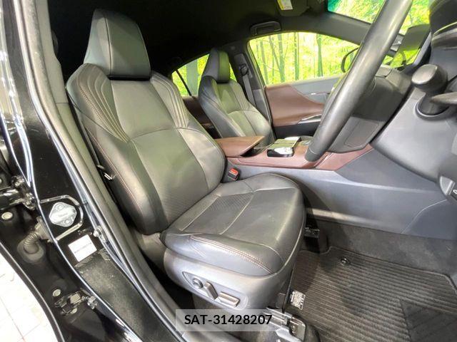 Toyota HARRIER 2020-10 8130343-7