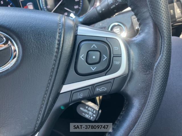 Toyota HARRIER 2017-11 8130357-14