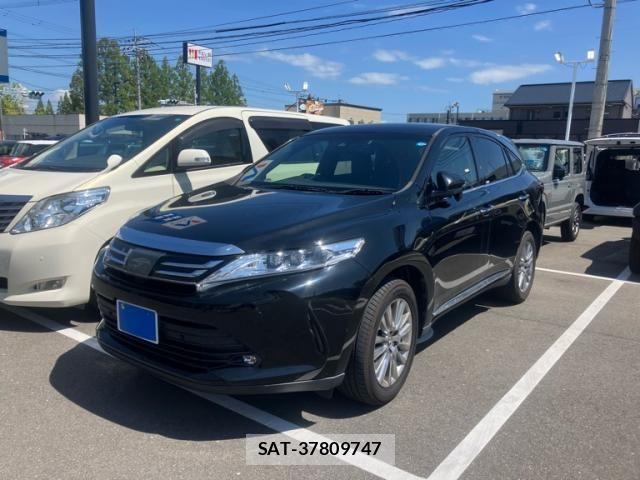 Toyota HARRIER 2017-11 8130357-1