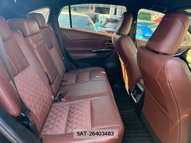 Toyota HARRIER 2017-07 8130352-9