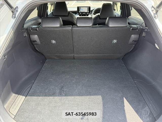 Toyota HARRIER 2021-04 8130347-18