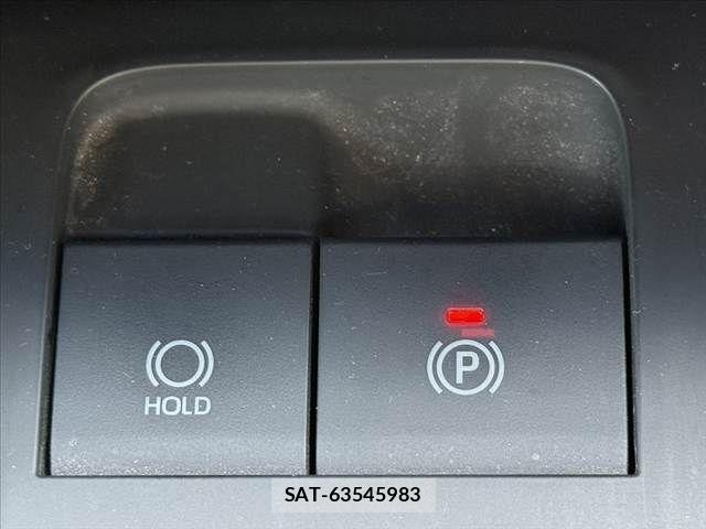 Toyota HARRIER 2021-04 8130347-24