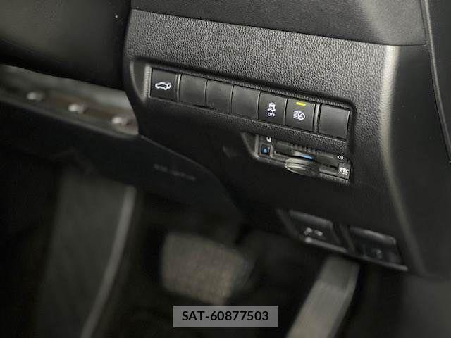 Toyota HARRIER 2021-11 8130348-13